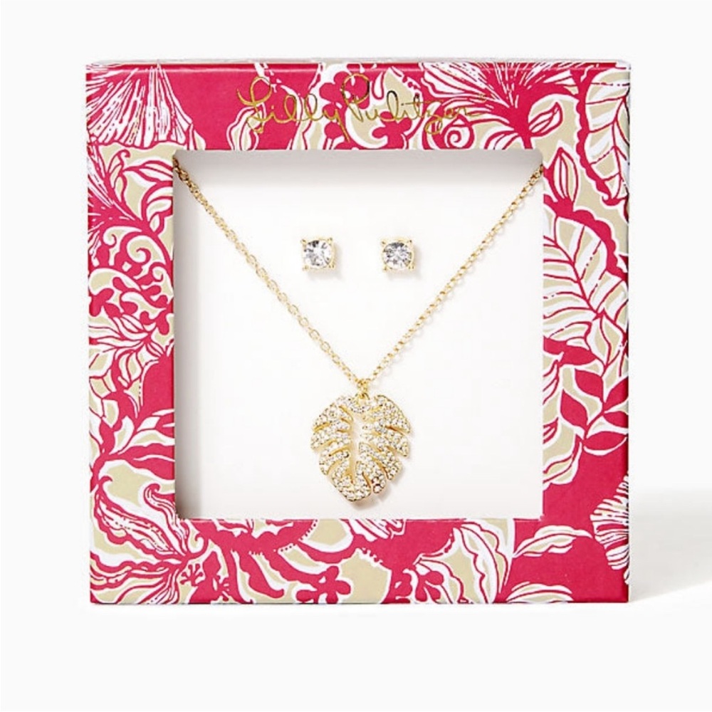 Lily Pulizer Monstera Leaf Boxed Gift Set Pendant Necklace Stud Earrings